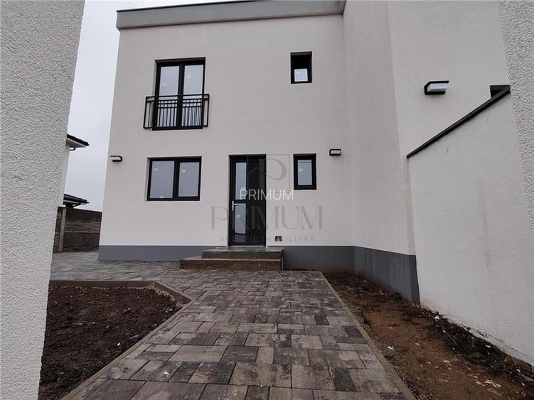 Duplex modern  - asfalt - toate utilitatile - alegere finisaje - 3