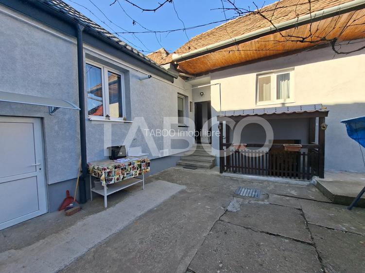 Casa de vanzare Vasile Aaron 3 camere si teren / curte comuna 1 vecin - 7