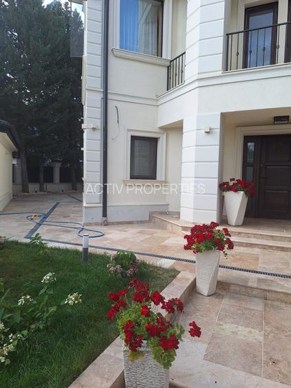 Resedinta deosebita,renovata 2023,P+2,garaj 2 loc, sauna, piscina, teren 1130 mp - 4