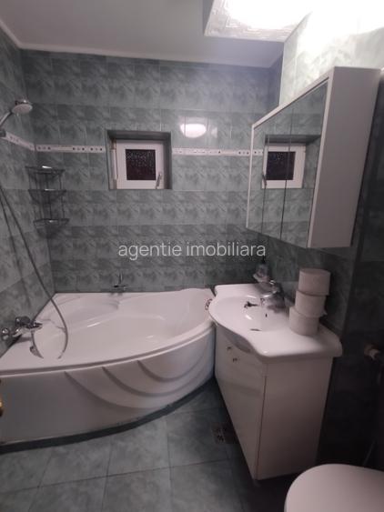 Faleza Nord Apartament 3 camere decomandat cu terasă acoperita - 12