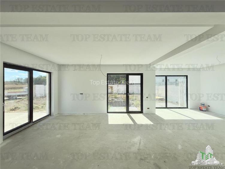 Vila premium cu garaj si piscina in Tunari - 5