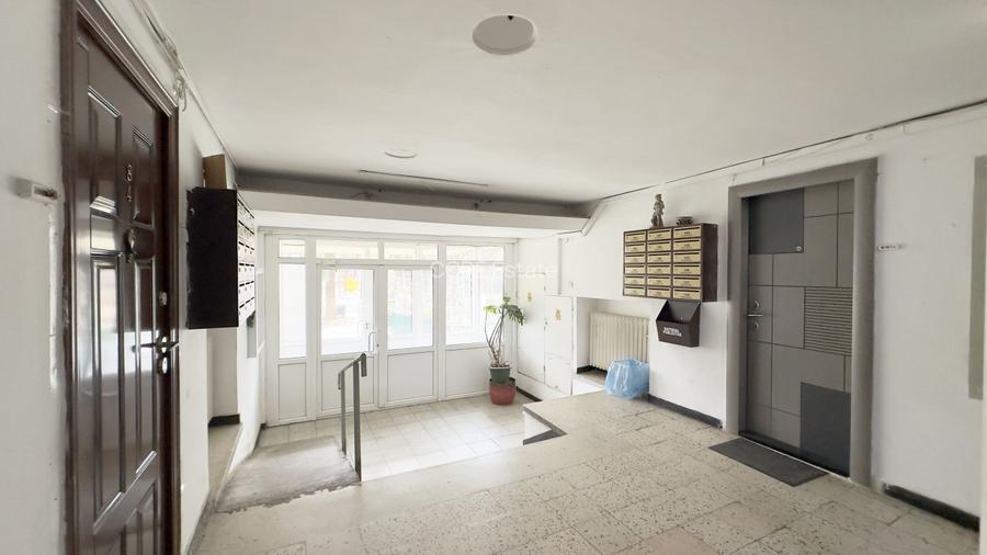 Locația pe care o cauți: apartament 3 camere între Plaza și AFI - 35