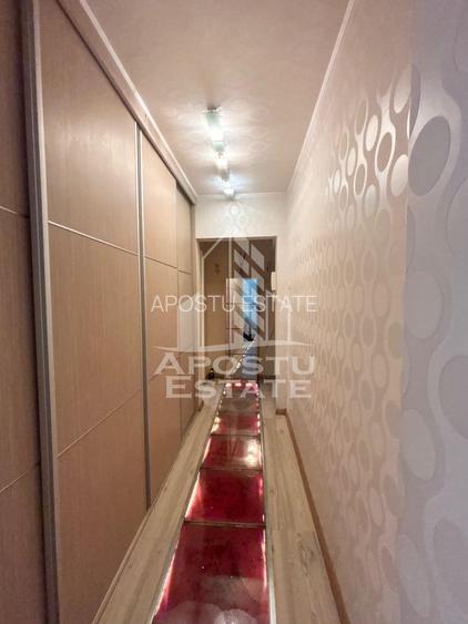 Apartament cu 3 camere, semidecomandat, centrala, zona Take Ionescu - 12