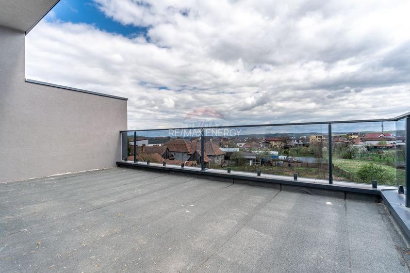 Duplex 5 camere, 60mp terase, zona linistita, comision 0 - 4