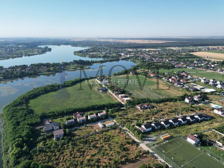 Teren de Casa in Zona Pitoreasca cu Acces Comun la Lac - 4