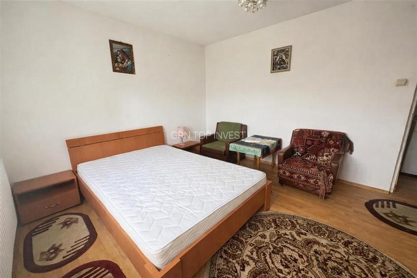 Apartament decomandat 3 camere 2 bai balcon zona Terezian - 4