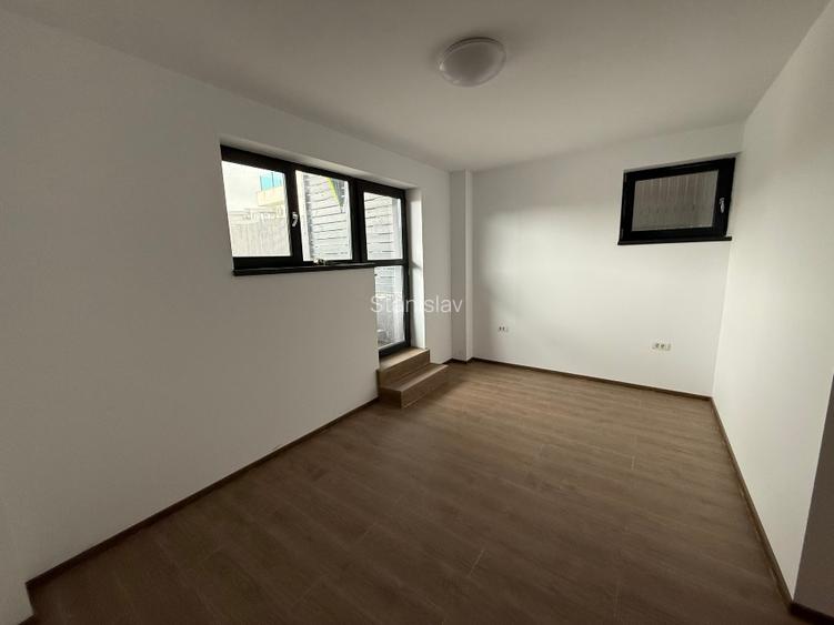 Spațiu semidemisol de vânzare – ideal pentru investiție / business, Mamaia Nord - 12