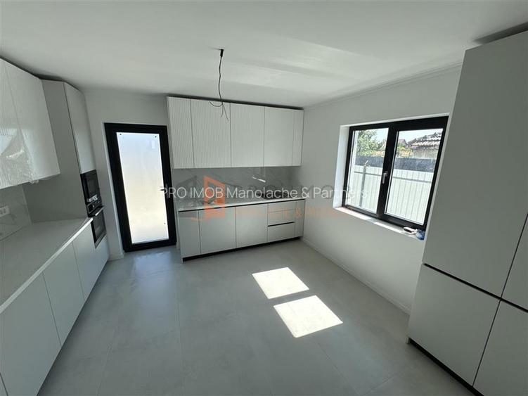 Case noi in zona Maracineni | COMISION 0 - 11