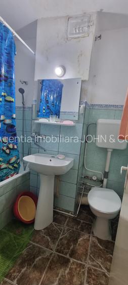 Vand apartament 3 camere, Pitesti, str. Negru Voda, etaj 1, decomandat - 3