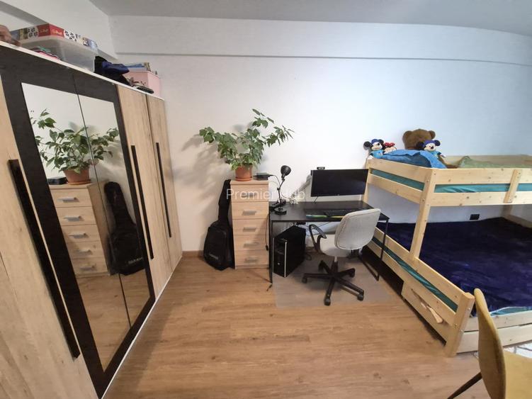 Apartament 3 camere, 62mp, 2 garaje, balcon 12mp, zona Sesul de Sus - 11