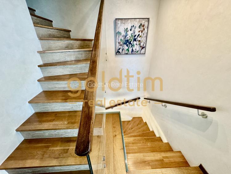 VILA DE COLT/ MOBILATA SI UTILATA/ PARCARI - 44