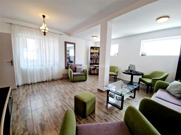 CASA DE VANZARE CRAIOVA,  5 camere ,str. T. Vladimirescu , teren - 200 mp - 12