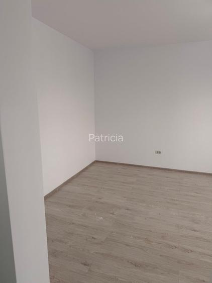 Studio 40 mp total, decomandat, bucătărie separată + loc de parcare inclus  - 6