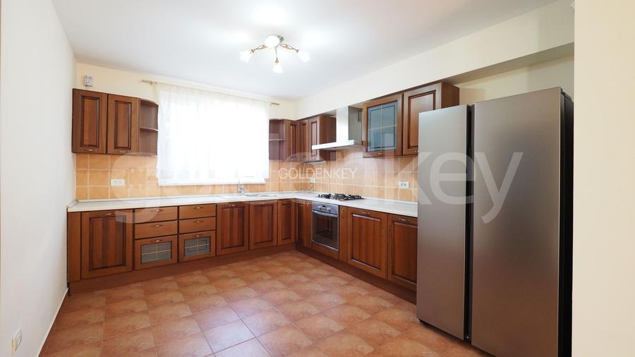Vilă cu 5 camere | 2 garaje | 350mp gradina - 6