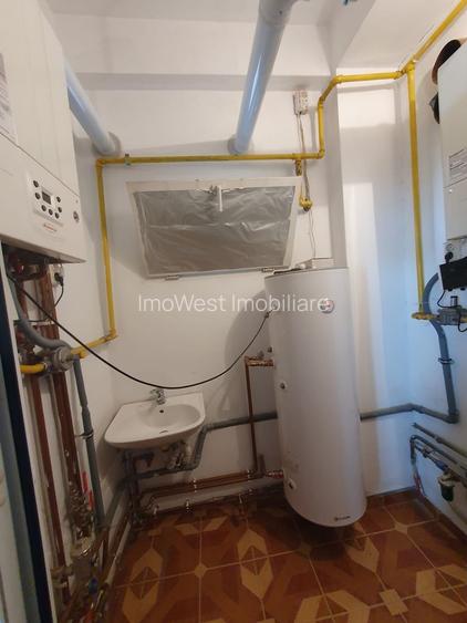 Casa | 9 camere | Garaj | Piscina | Teren 3.000 mp | Comision 0% - 24