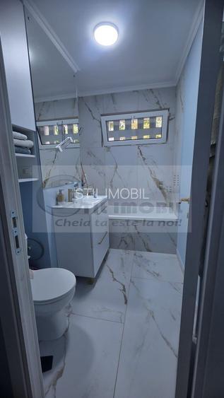 Apartament 3 camere decomandat  Podu Ros Cotnari 150.000 euro - 5