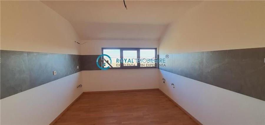 Royal Imobiliare-Vanzare Apartament 2 Camere Zona Albert - 12