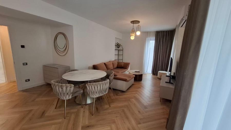 Apartament 2 camere complet mobilat si utilat in bloc boutique
