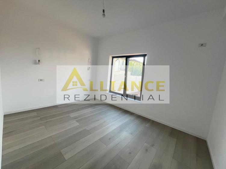 CASA PARTER -3 camere-2 BAI-TEREN 325MP