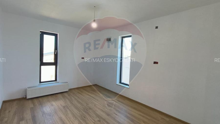 Casă de vânzare | 155 mp | 321 mp teren Zonă Port - Galați - 12