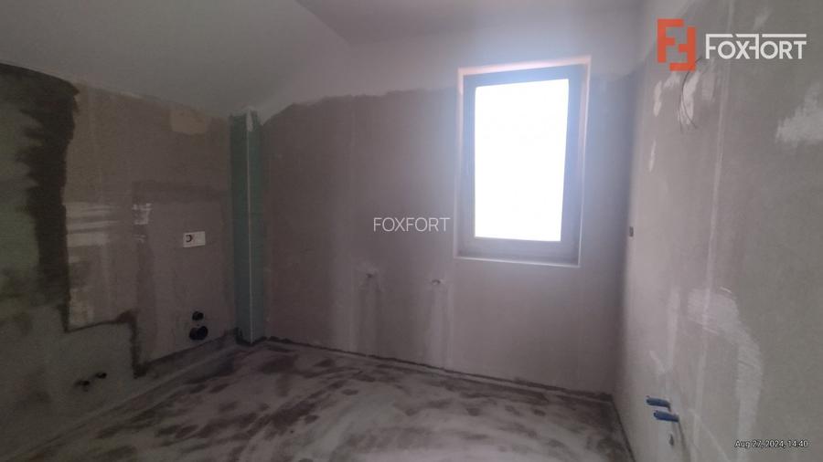 COMISION 0% Casa individuala 5 camere, Sacalaz - Zona centrala, garaj - 5