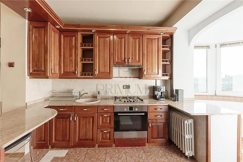 SIMION BARNUTIU - 3CAM. - LIFT - 2 BALCOANE - 2 BAI - DECOMANDAT - ETAJ INTERMED - 5