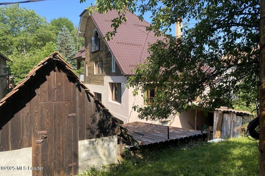 Bran - Casa pe strada Valea Portii. 223 mp, 4 dormitoare! - 44