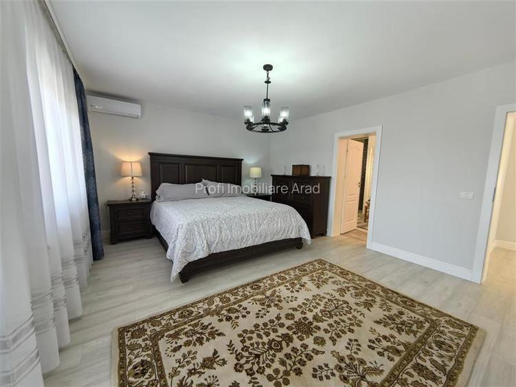 Vila impunatoare cu 6 camere spatioase in stil american - 26