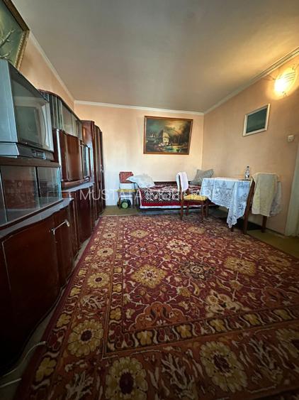 Garsoniera decomandat, Obor-Scolilor. - 2