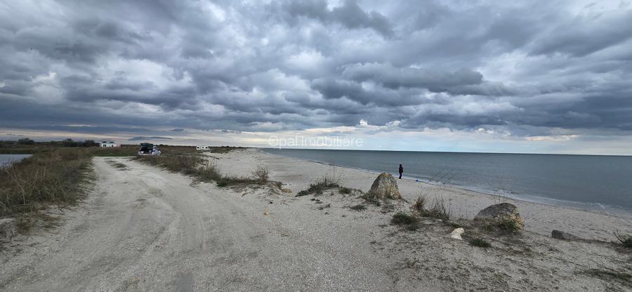 Exclusivitate-Vadu, zona centrala, casa 75mp, teren 1917 mp/31ml deschidere - 25