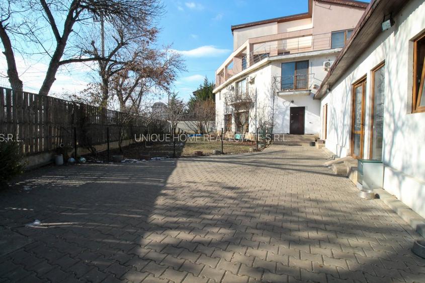 Pipera: Vila individuala cu 10 camere si teren de 600mp! - 15