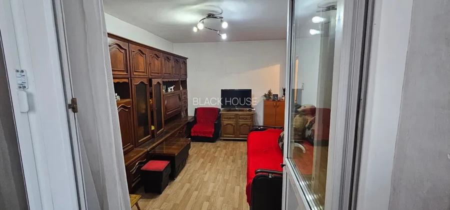 Garsoniera mobilata ,etaj intermediar, Manastur - 2