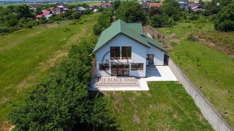 Casa de vanzare | Teren 1.300 mp | Garaj | Pleașa, PH | Comision 0% - 19