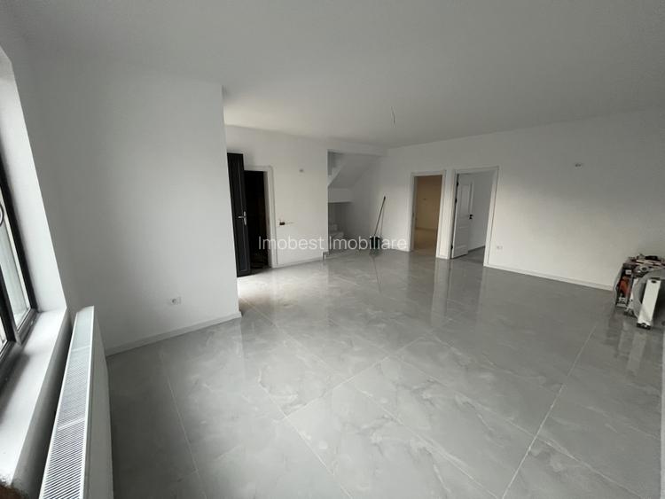 Exclusivitate! Vila P+M, 4 camere, la cheie, zona deosebita, Valu lui Traian! - 4