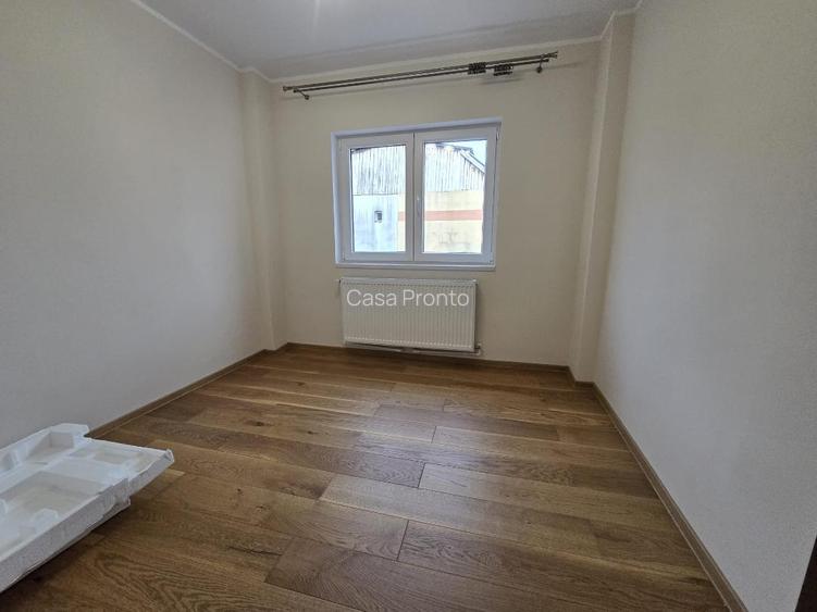 De vanzare Apartament 4 camere, zona Tolstoi. - 10