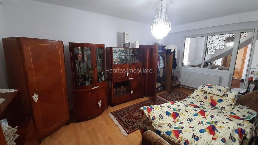 Casa moderna, foarte spatioasa, cu  1500 mp teren, în  Dambul Rotund - 11