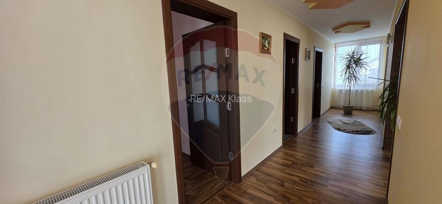 Casa ideala pentru familie | Darza - Crevedia | 260 mp | 735 mp teren - 9