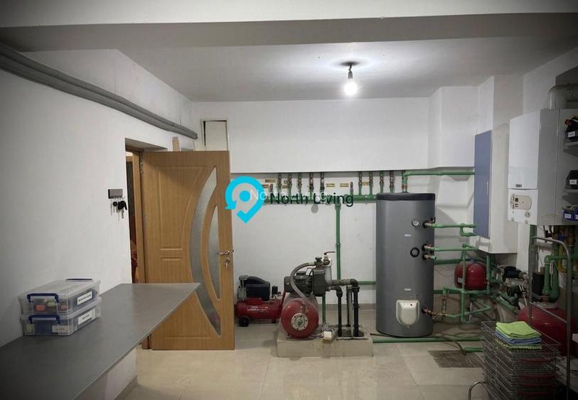 Casă spațioasă de vânzare - Branești - 33