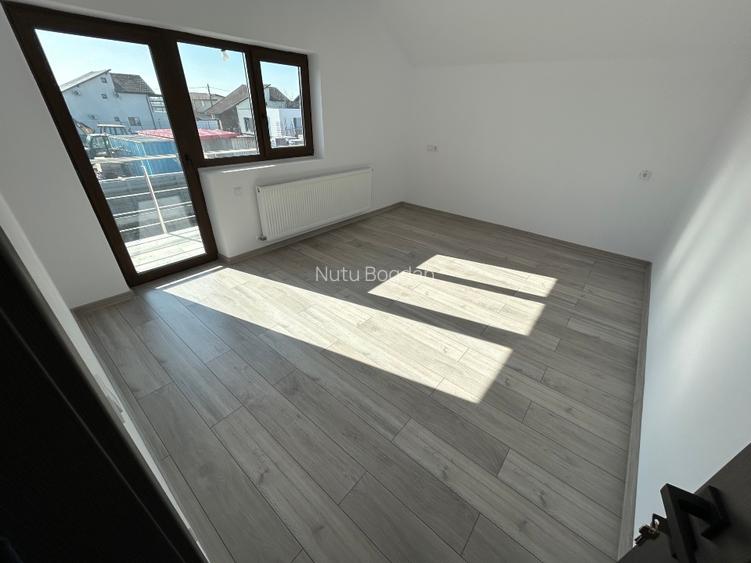 Casă de vânzare comuna Bradu sat Geamăna  - 10