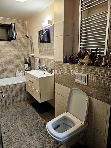 Apartament 3 camere Zona Liceul Nr 1 - etaj 1 - 78 mp - 8