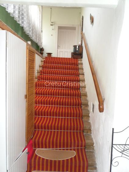 Casa/ gospodarie  saseasca in sat Bunesti, judet Brasov. Pe drumul spre VISCRI.  - 8