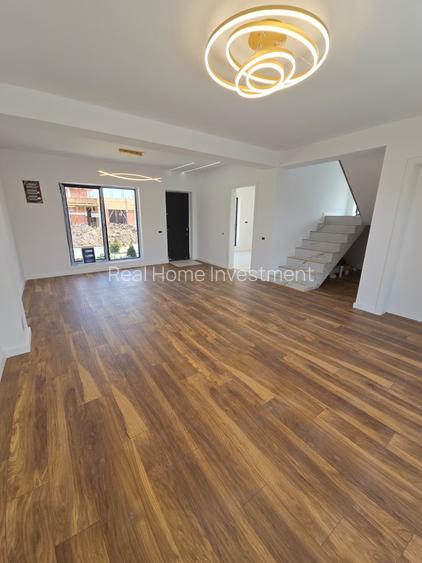 Casa/Vila 4 camere,teren 616 mp/Com.Berceni - 4