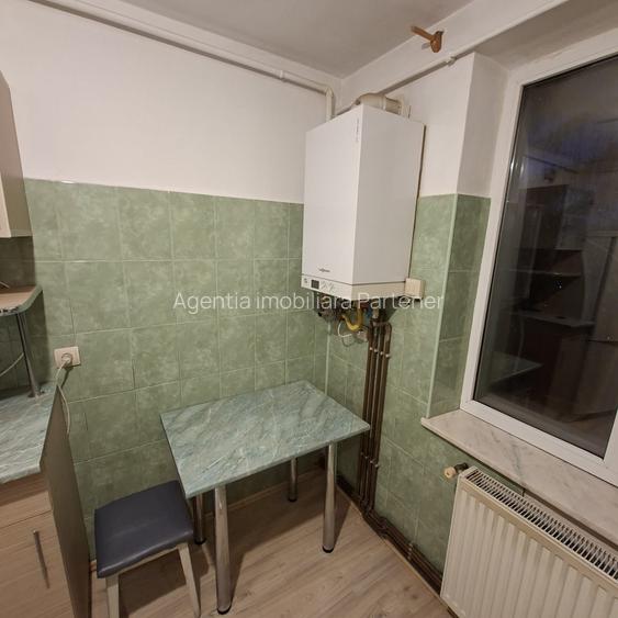 3 camere Calea Bascov , centrală/ finisaje clasice , LIBER / ușor negociabil ! - 12