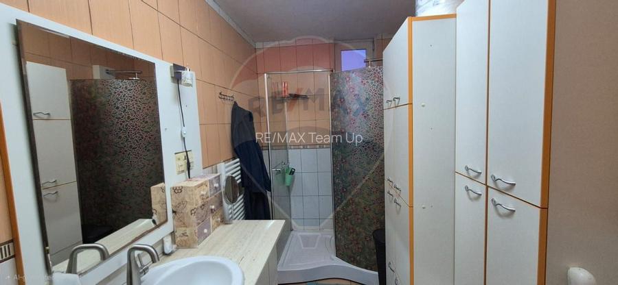 Apartament renovat recent cu 3 camere - 9