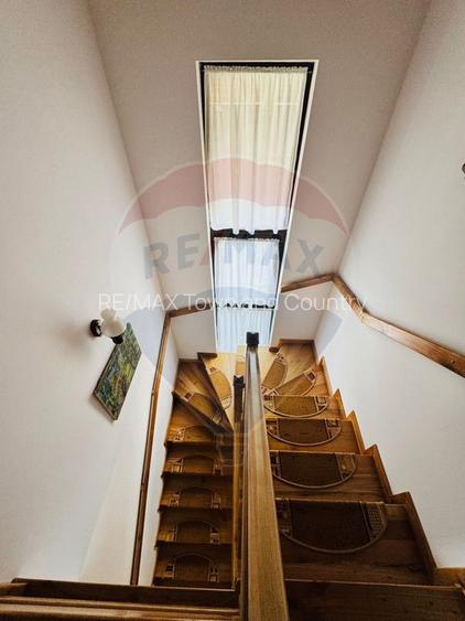 Casă / Vilă cu 4 camere de vânzare - 14