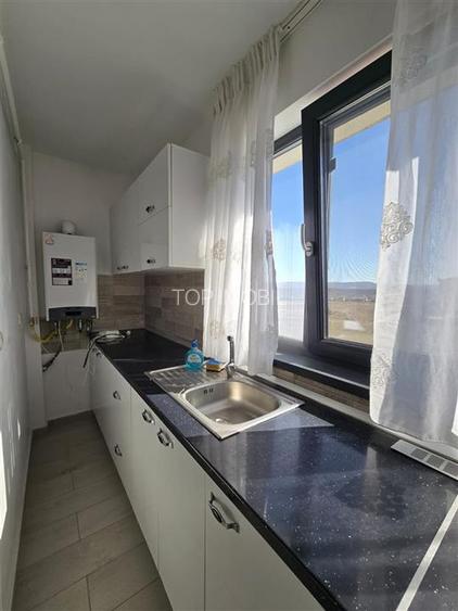 Etaj 1 - apartament 2 camere in bloc nou, geam la baie, loc de parcare inclus - 6