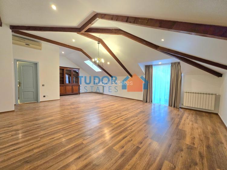 Beautiful Fully Renovated 5 Bedroom Villa  in Iancu Nicolae - 31