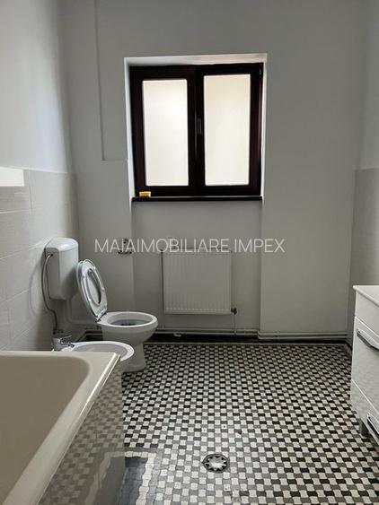 Vila la inchiriere zona Casin - 6