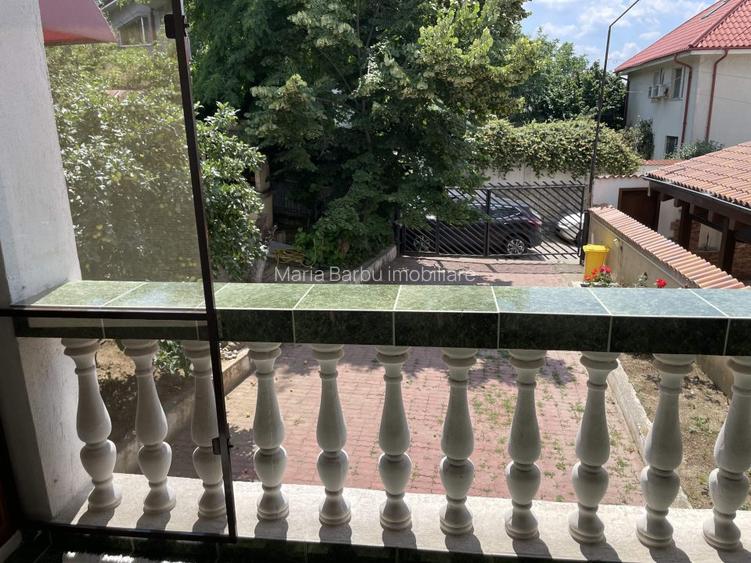 Vila S+P+E, 6 camere, 2 garaje, T=556 mp, zona orasul de jos - 3