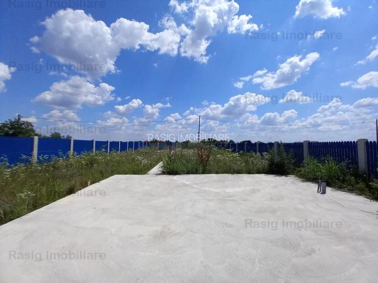 Teren intravilan 1187 mp , strada asfaltata , utilitati  - 7